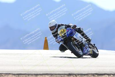 media/Dec-08-2024-CVMA (Sun) [[267e5a7075]]/Race 4-Amateur Supersport Middleweight/